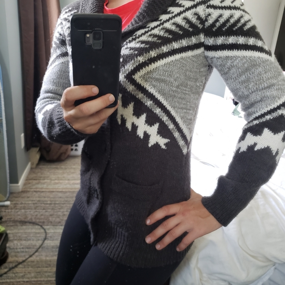 Knit wool blend sweater.